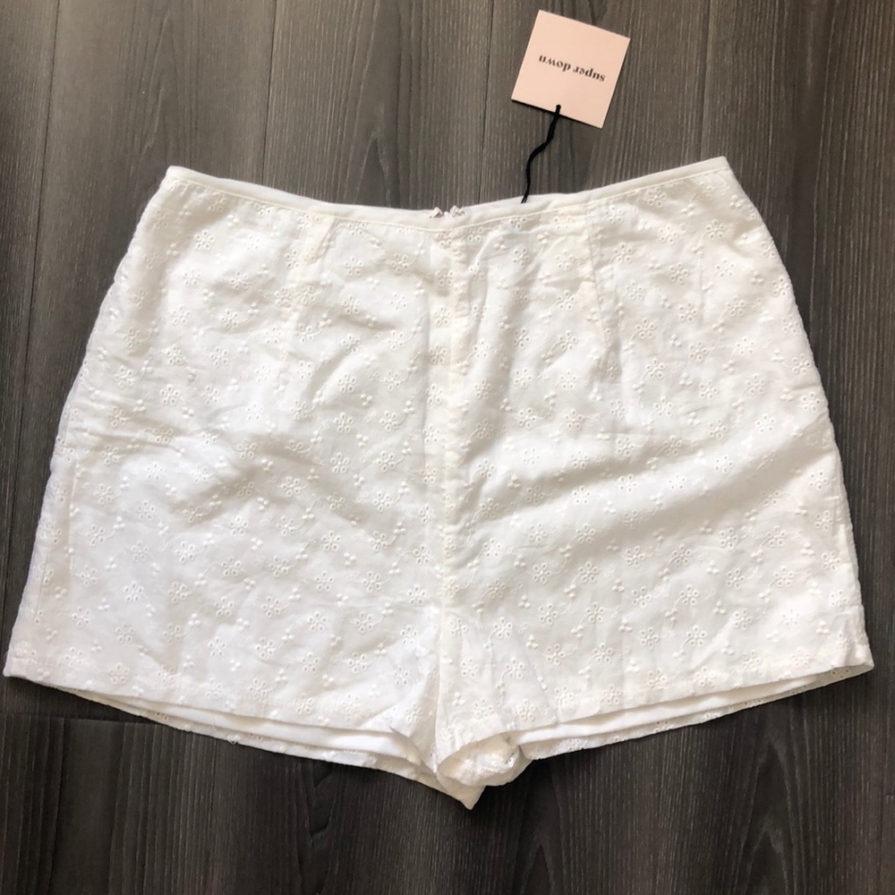 NWT Superdown eyelet white shorts